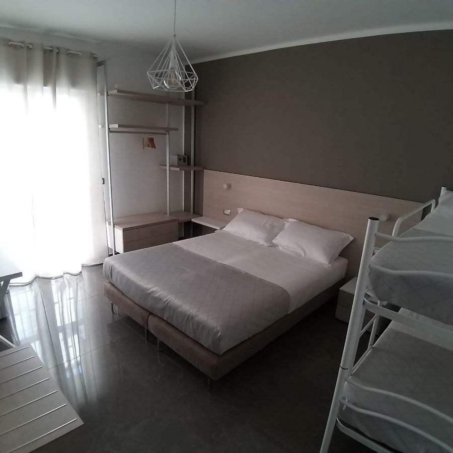B&B La Rosa Felice Bari Exterior photo